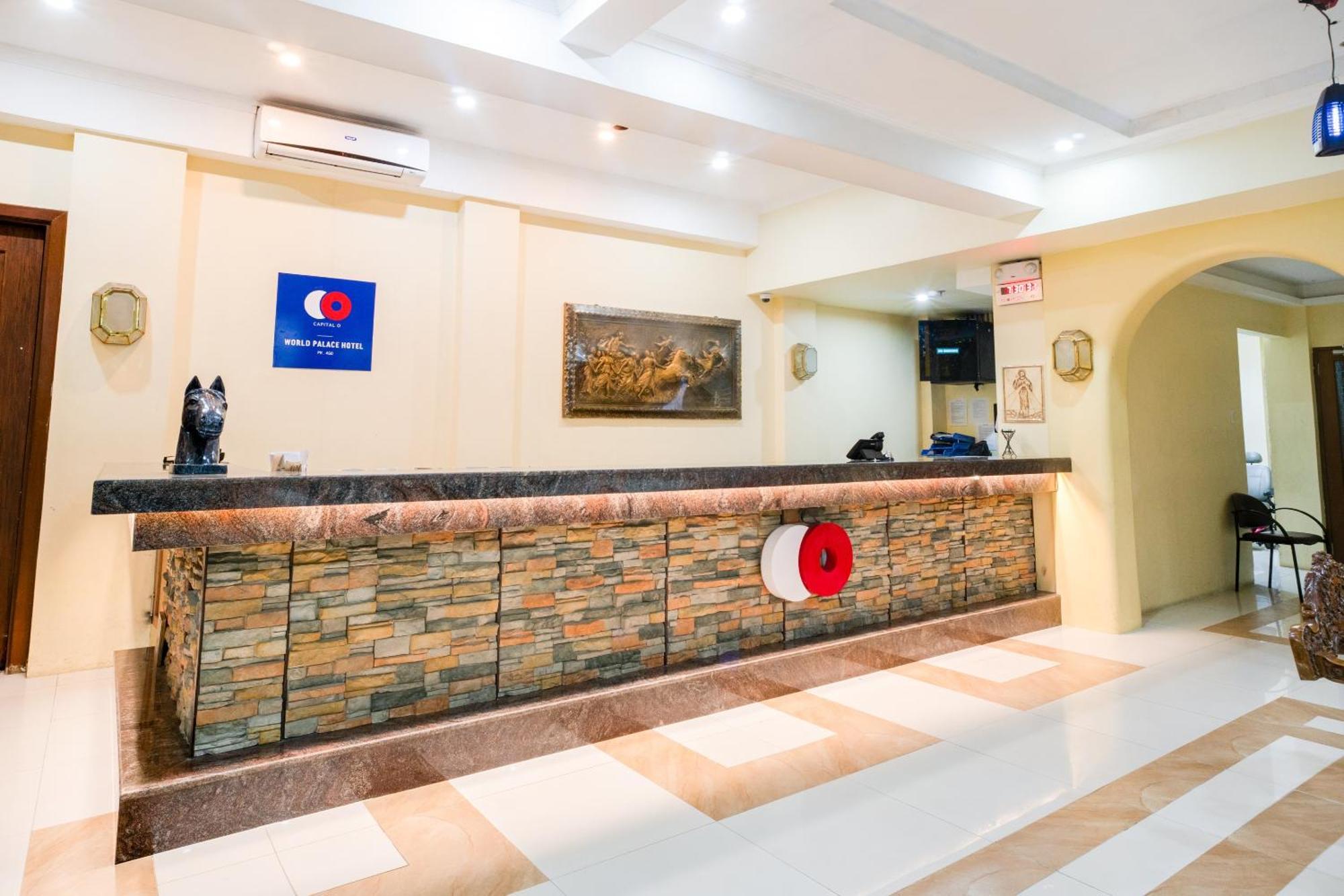 Capital O 460 World Palace Hotel Davao City Esterno foto