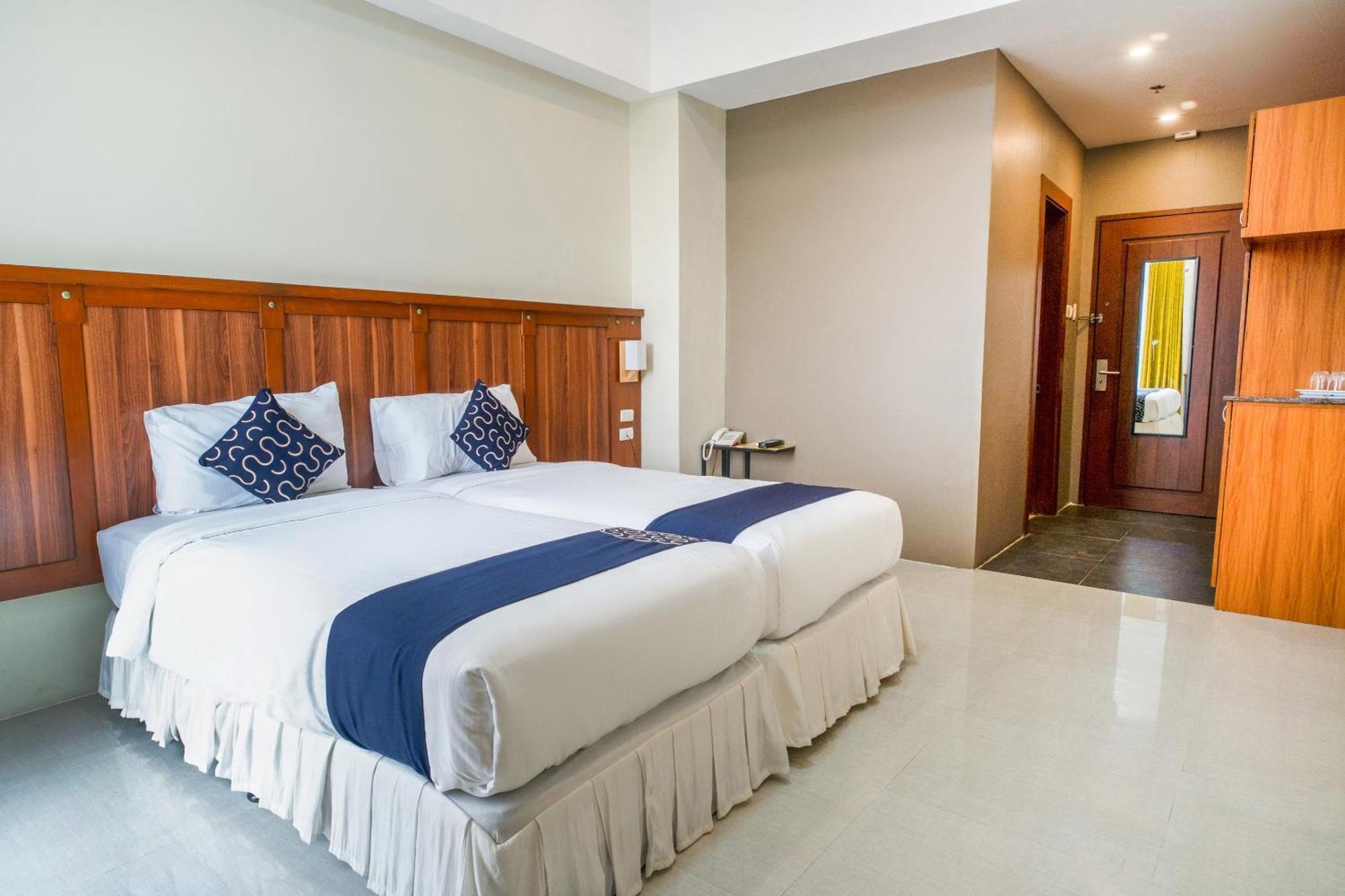 Capital O 460 World Palace Hotel Davao City Esterno foto