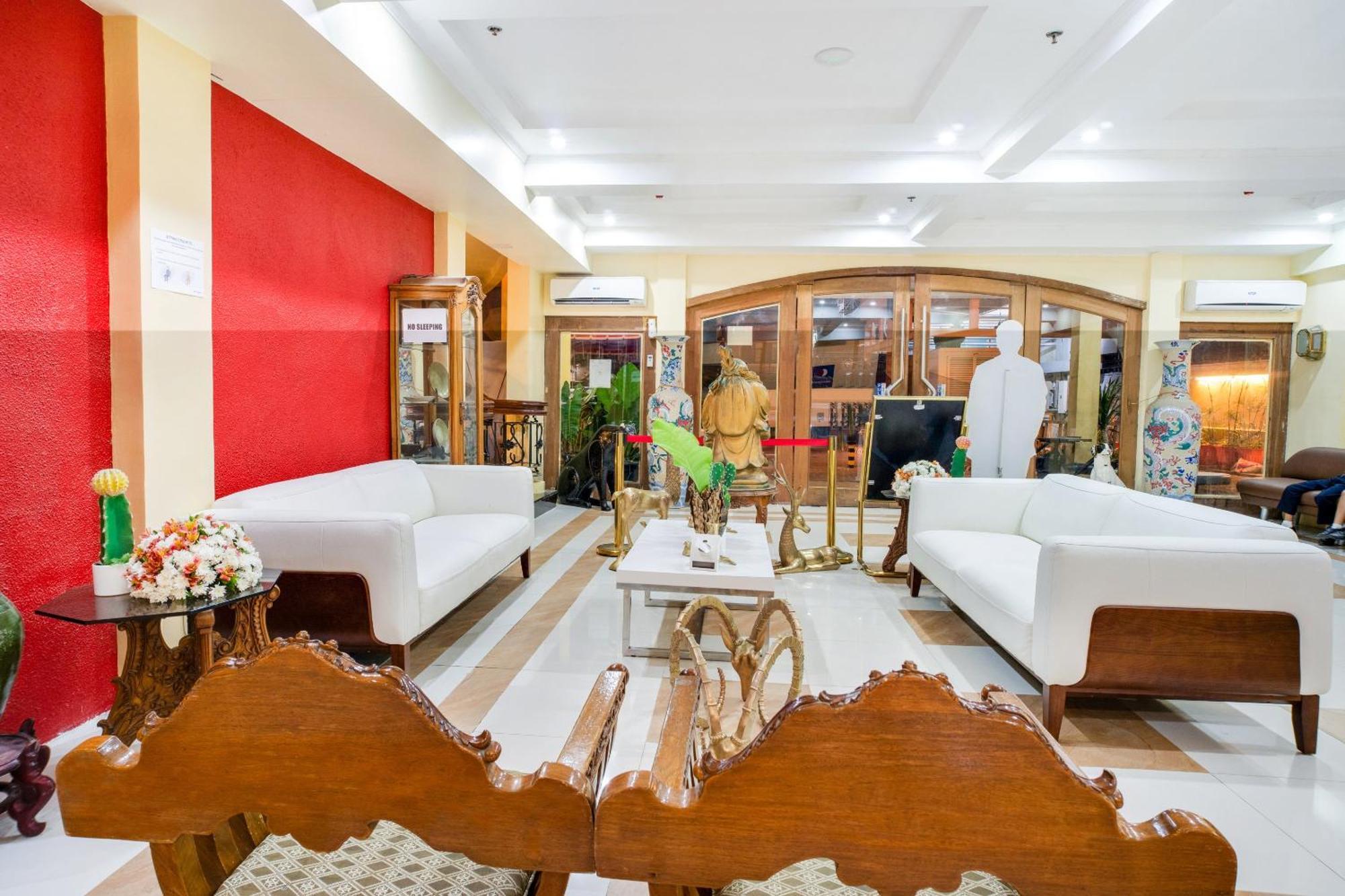 Capital O 460 World Palace Hotel Davao City Esterno foto