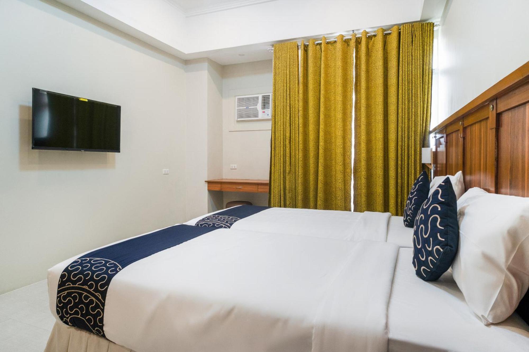 Capital O 460 World Palace Hotel Davao City Esterno foto
